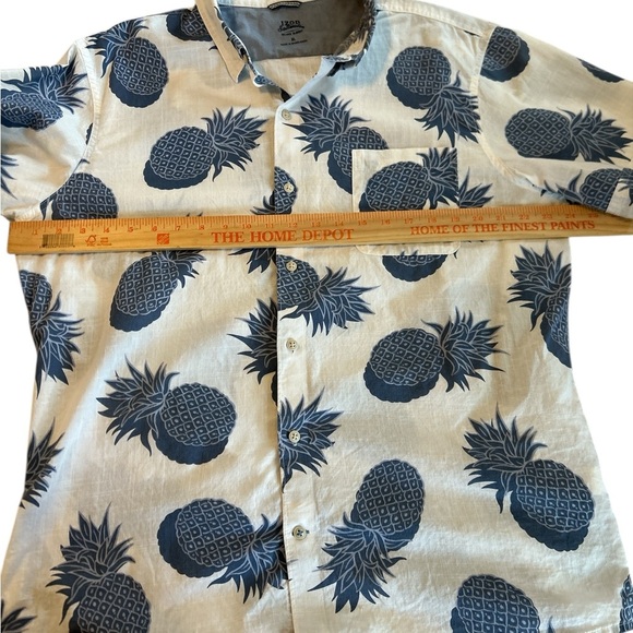 IZOD Saltwater Hawaiian Mens Size XL Shirt Relaxed Classics Blue Pineapple Print - Picture 7 of 10